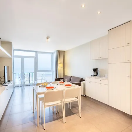 Apartamento By Belgian Coast With Views, Cleaning Included Oostduinkerke