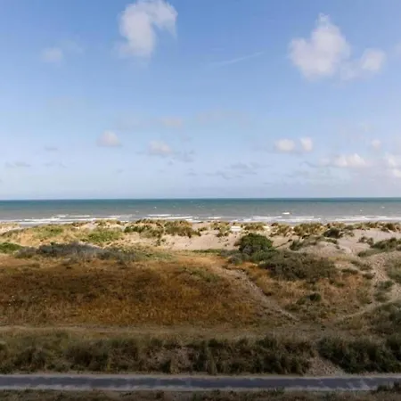 By Belgian Coast With Views, Cleaning Included